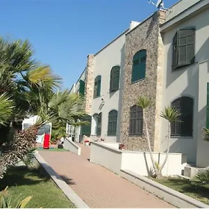 Hotel Ristorante Lucciola, Santo Stefano al Mare
